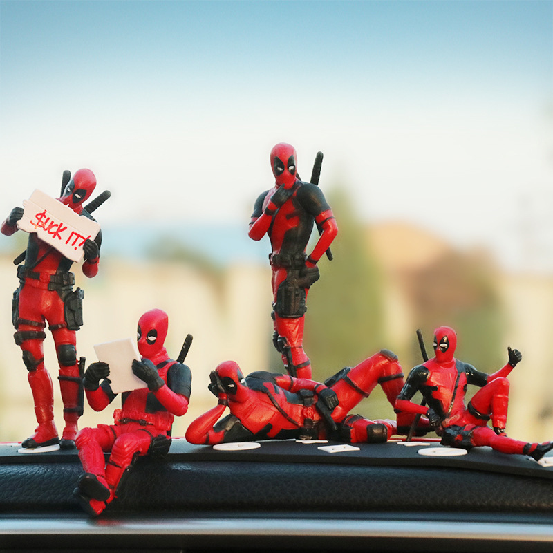 Venom Gaming Accessories - Figur Aksi Anime Deadpool Dekorasi Interior