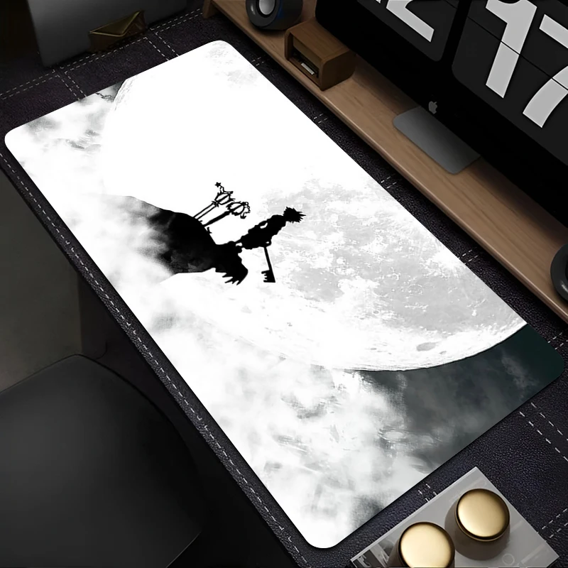 Alas Desktop Anime Hitam Putih - Gaming Accessories White ulasan dan harga